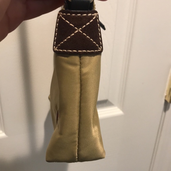 Dooney & Bourke khaki Crossbody bag. - Picture 3 of 12